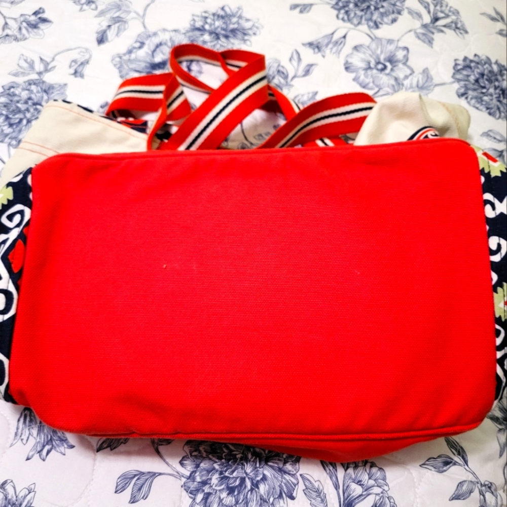 Vera Bradely Canvas Colorblock Tote - Picture 5 of 5